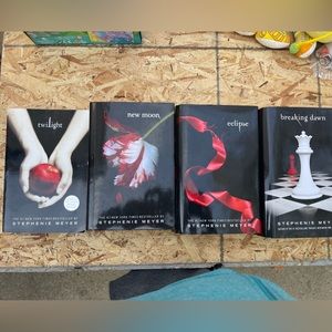 Twilight book series - 3 Hardcover 1 paperback